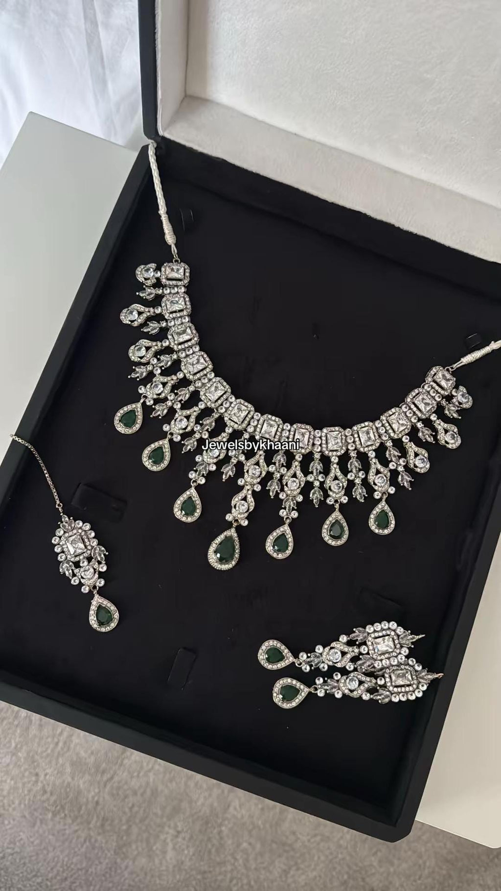 Silver plated 3 pieces Indian/Pakistani Walima Bridal  Jewelry Set  (Necklace, earrings and tikka)