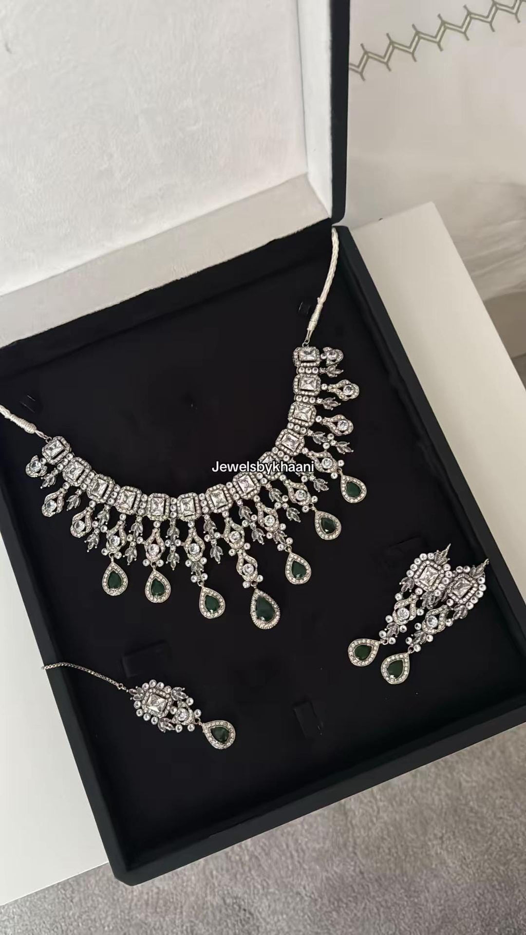 Silver plated 3 pieces Indian/Pakistani Walima Bridal  Jewelry Set  (Necklace, earrings and tikka)