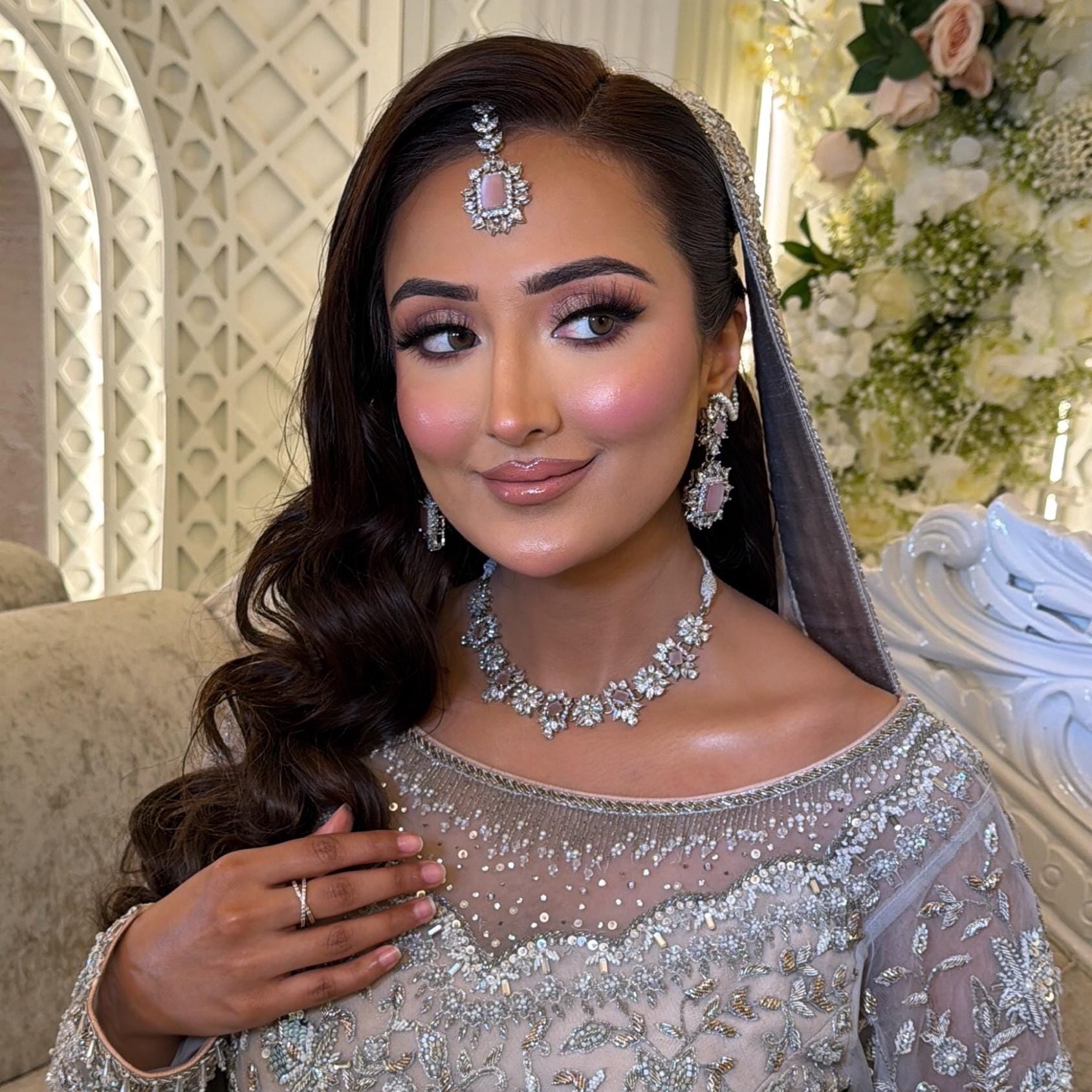 Silver plated 3 pieces Indian/Pakistani Walima Bridal  Jewelry Set  (Necklace, earrings and tikka)