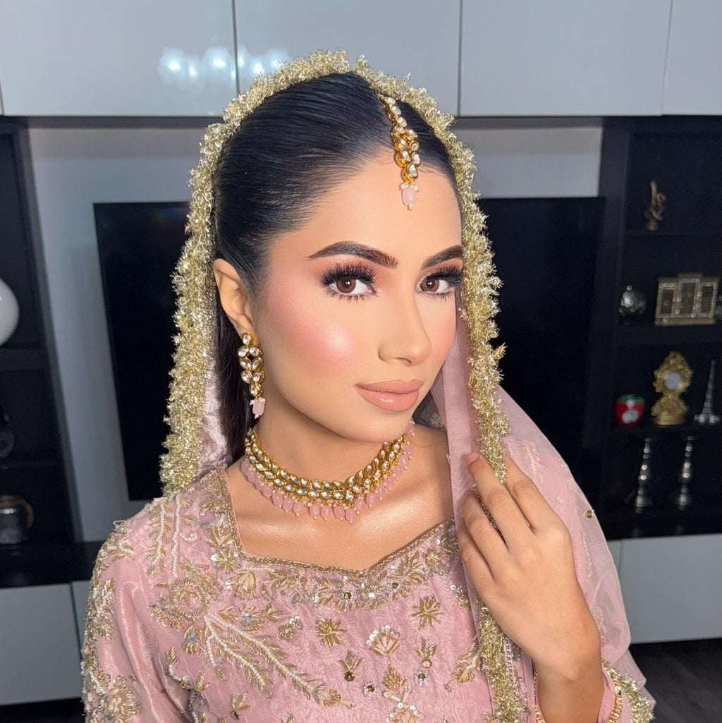 Three pieces  jewellery set